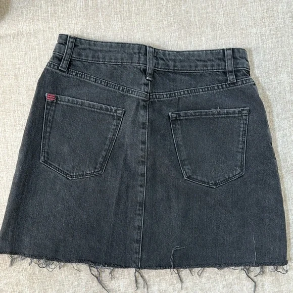 Urban outfitters mini skirt - Picture 2 of 4